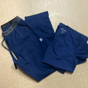 EON by Maevn scrub set size small Navy